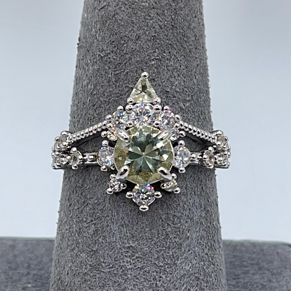 Bomb Party RBP6393 SHE’S INTRICATELY DIVINE Yellow Quartz/Rhodium NWT&BAG